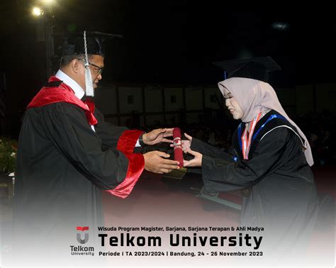 WISUDA TELKOM UNIVERSITY 2023 FTE S1 TEKNIK TELEKOMUNIKASI DEKAN 063