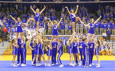 2020 21 Cheerleading Team Tryouts On March 12 13 Jesuit High School