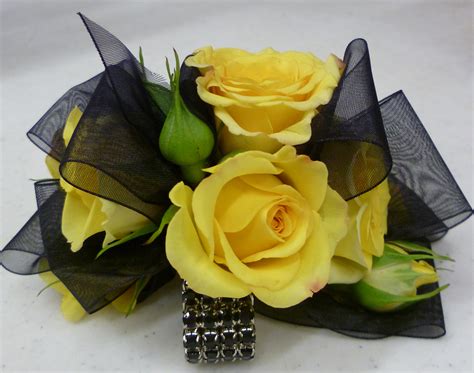 Black And Yellow Corsage - Corsage Prom