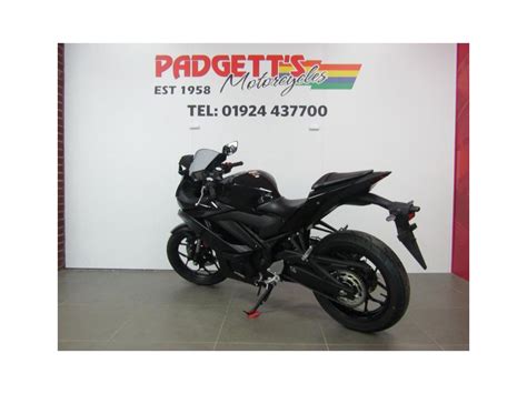 New Yamaha YZF-R3 BLACK - Padgett's Motorcycles