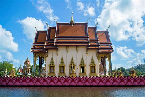 Wat Plai Laem Tempel Op Koh Samui ThailandMagazine