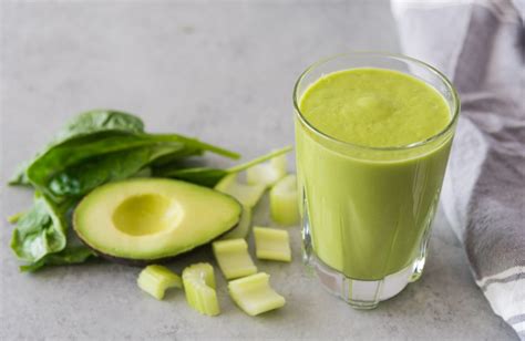 Creamy Avocado Smoothie With Simple Ingredients Malena Nutrición