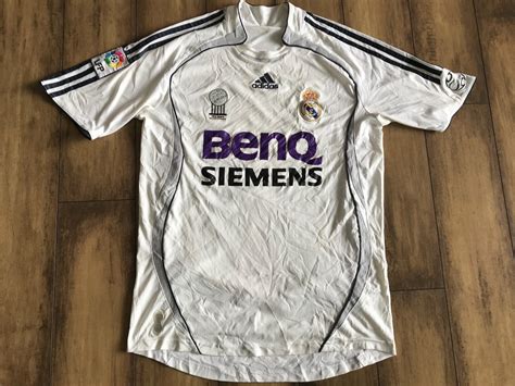 Rare Jersey Jersi Real Madrid Home 2006 Men S Fashion Activewear On