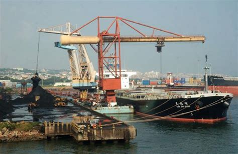 Vizag Port handled 32.77 million tons of cargo in first six months of ...