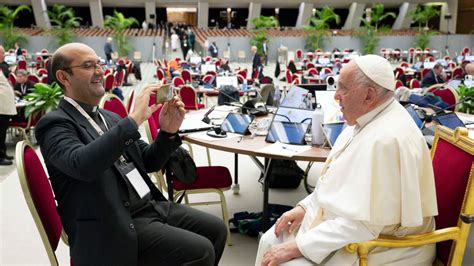 Mensaje Del Papa Francisco A Cruzando Fronteras Youtube