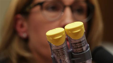 Mylans Generic Epipen Hits Market After Fury Over Dramatic Price Hikes