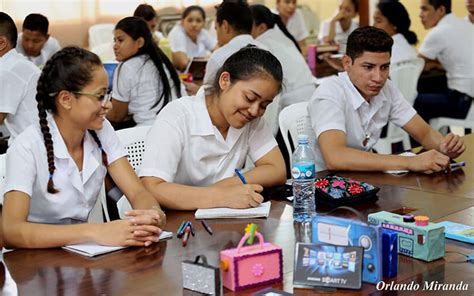 Inicia Certamen Para Escoger A Los Mejores Estudiantes De Las Escuelas