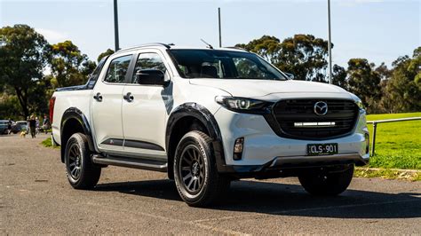 Mazda Bt Xt X Vs Mazda Bt Xt X Standard Tray