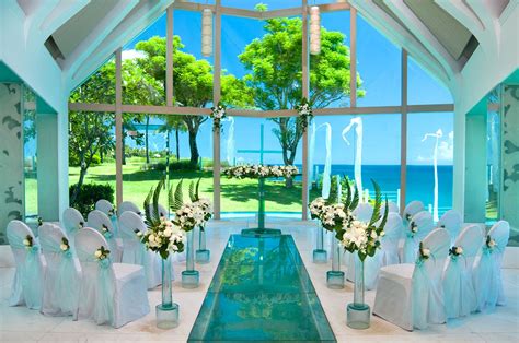 Beautiful Wedding Venues In Bali Ayana Chapel Destination Wedding