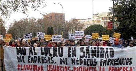 Sanidad La Marea Blanca Respalda En Madrid A Los Enfermos De Hepatitis C