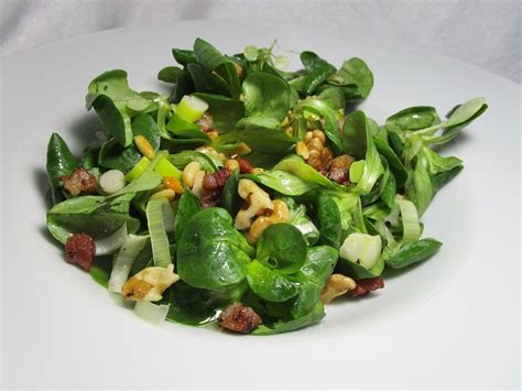 Feldsalat Mit Speck Nuss Vinaigrette Von AlaKatinka Chefkoch