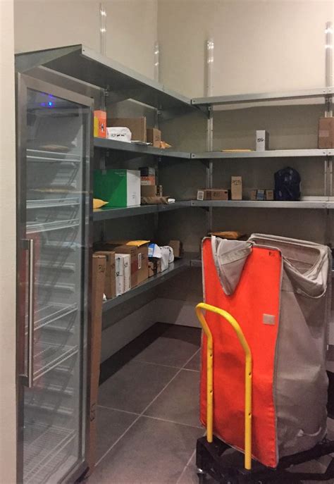 package room shelving    shelving systems