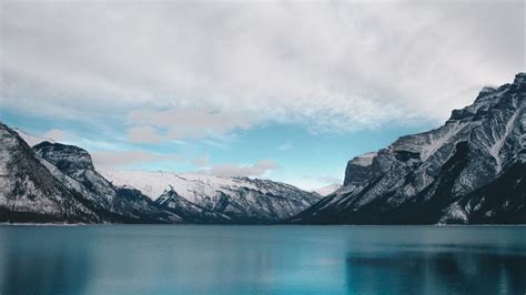 Louise Lake Mountains Canada 4k HD Wallpaper