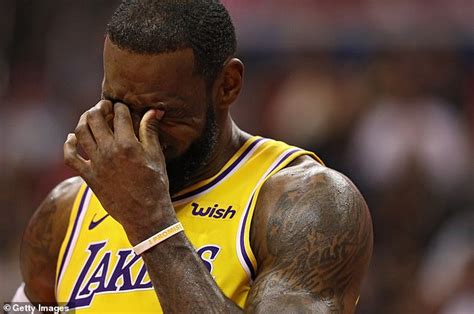 Lebron James Scores Season Low 13 Points As La Lakers Lose 128 110 At