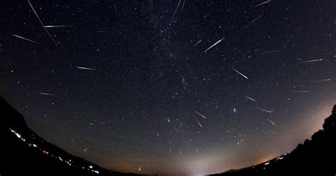 Meteoroiden Schauer Perseiden Sind Da Es Regnet Wieder