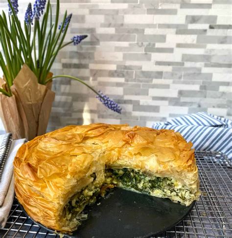 Spanakopita Recipe Greek Spinach and Feta Pie | Diana's Healthy Living