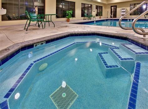 Staybridge Suites Davenport 87 ̶1̶0̶3̶ Updated 2018 Prices And Hotel Reviews Ia Tripadvisor