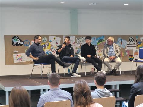 „Wie umgehen mit Rechtsextremismus?“ – wir gestalten eine Ausstellung