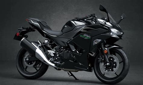 Kawasaki Ninja 500 and Z500 Unveiled | NOW HYDERABAD