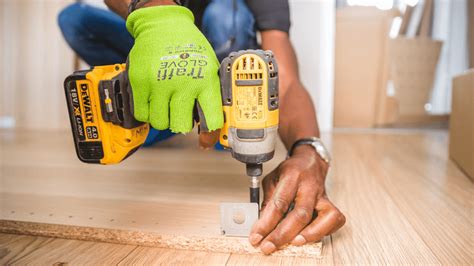 Best Cordless Power Tools For Construction Work GoCodes