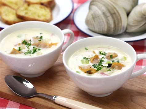 Copycat Red Lobster S Clam Chowder Recipe Cdkitchen