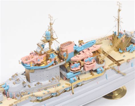 HMS Warspite 1942 Detail up set Advanced | HLJ.com