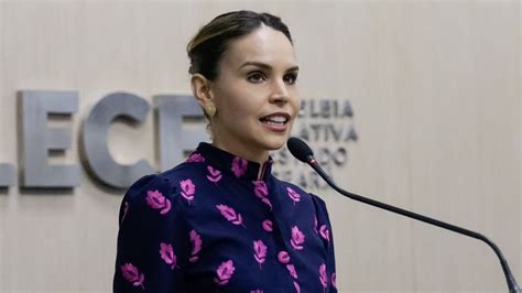 Gabriella Aguiar Propõe Implantar Placas Sobre Crime De Importunação