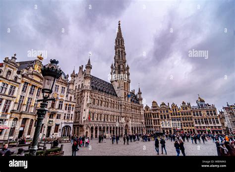 Beautiful view at Grand-Place (Grote Markt). The central square of ...