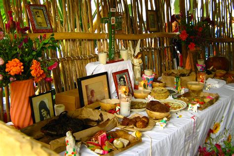 El Verdadero Significado Del Altar Del Día De Muertos