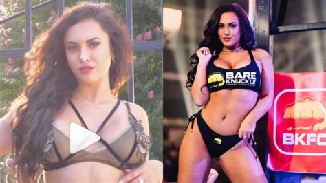 10 Hot Amber Fields Bikini Pics