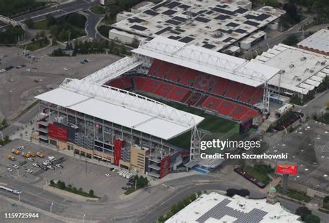 Bmo Field Photos Photos And Premium High Res Pictures Getty Images