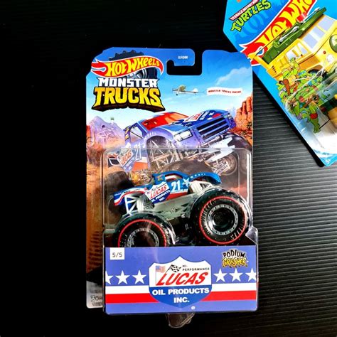 Hot Wheels Podium Crasher Lucas Oil Products Inc Hotwheels Monster