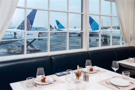 Dining at Classified, United’s ‘secret’ restaurant at Newark Airport - The Washington Post