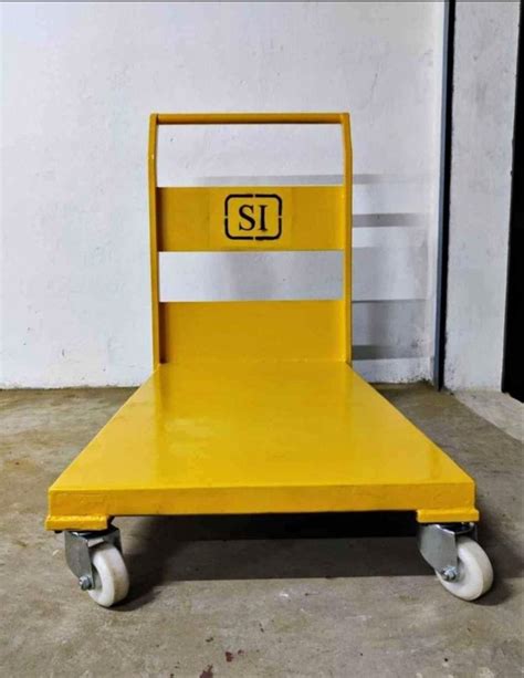 Mild Steel Industrial Platform Trolley At Rs 4000 Piece Platform Cart