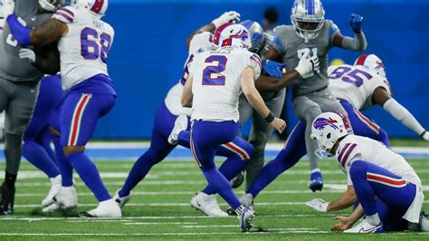 Report Buffalo Bills Lock Up Kicker Tyler Bass