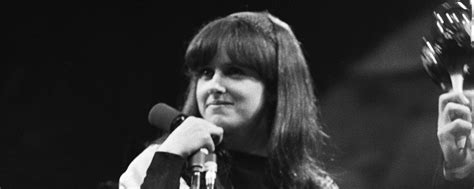 Grace Slick Timeline The Woman Who Wrote White Rabbit Became The