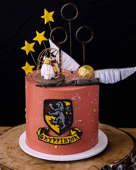 Gryffindor Birthday Cake Ideas Images Pictures