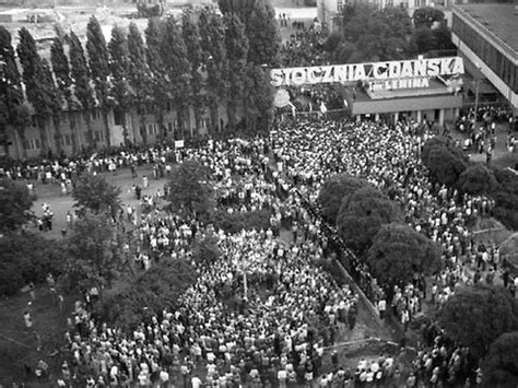 Dec. 13, 1981 | Poland Cracks Down on Solidarity Movement - The New ...