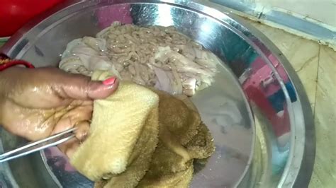 Goat Intestine Cleaning And Cutting How To Clean Boti In Easy Way In Tamil Youtube