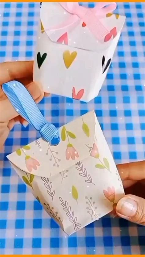 Simple Gift Box Paper Craft | Easy DIY Paper Crafts For Kids in 2022 | Paper crafts, Paper craft ...