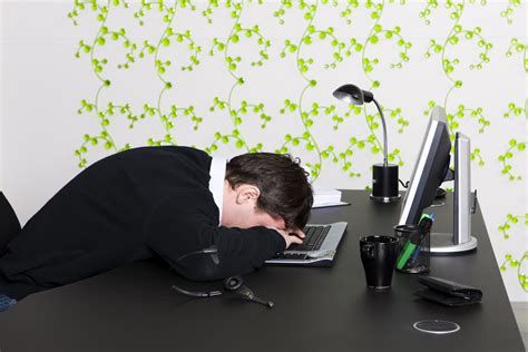 6 atitudes negativas que afetam a produtividade do trabalho | Blog do