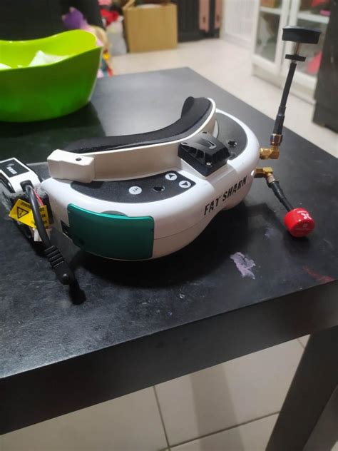 Fatshark Dominator V3 Fpv Goggles Photography Drones On Carousell