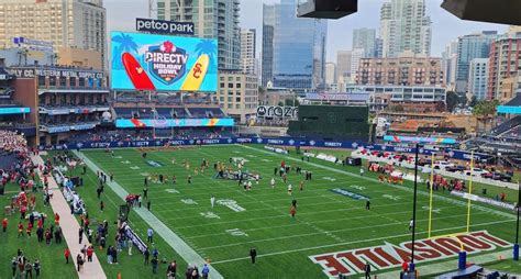 Live Holiday Bowl Updates: No. 15 Louisville vs USC