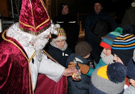 Weihnachtsmarkt Der Musikschule Zog Hunderte Besucher An OberpfalzECHO