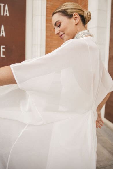 Kaftán Novia Gael En Gasa Con Escote De Pico Colour Nude