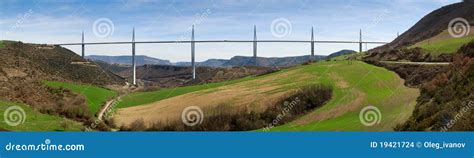 Panoramic View of Millau Bridge Editorial Stock Image - Image of ...