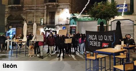 Debate Servido Tras La Barra Entre Quejas De Hosteleros Por Falta De