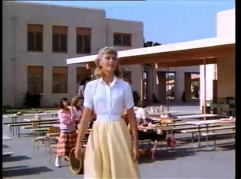 Grease - Summer Nights Screencap - Grease the Movie Image (16004483 ...