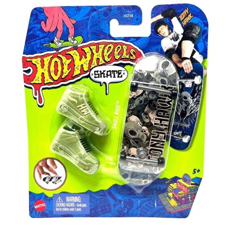 Hot Wheels Skate Fingerboard And Skate Shoes Assorted Toytown Toytown Toronto