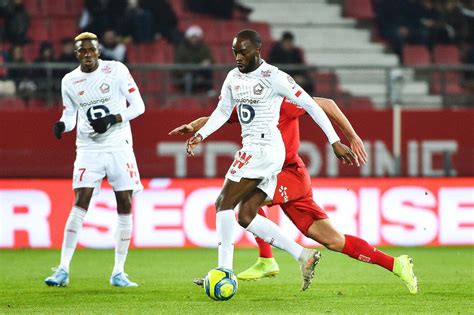 Football Ligue 1 L1 Lille Tombe De Très Haut à Dijon Foot 01